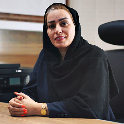 سرکار خانم مهناز رشیدی مدیر مالی شرکت پیشرو توسعه وستا