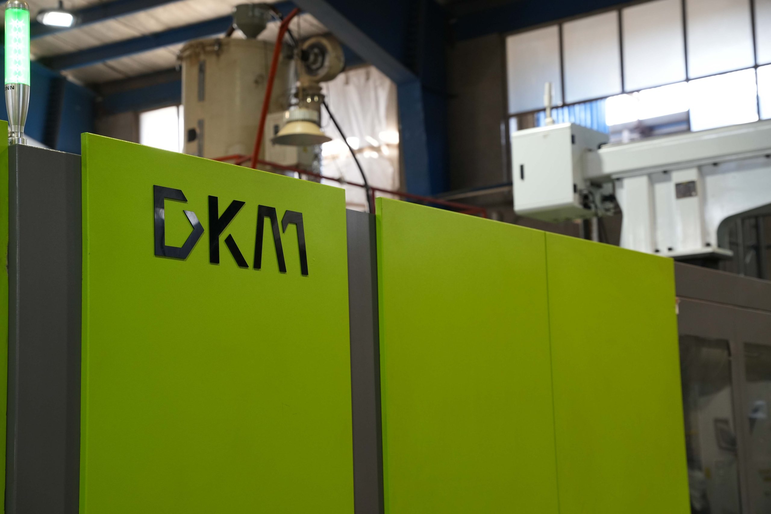 واردات ماشین آلات بادکن و تزریق پلاستیک پریفرم PET